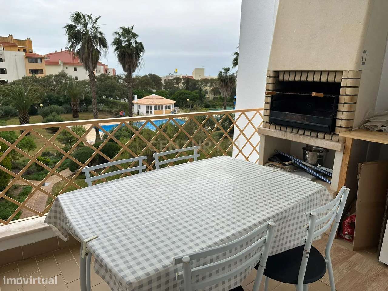 Magnífico apartamento T2 com Piscina e vista mar no coração de Albufei-30