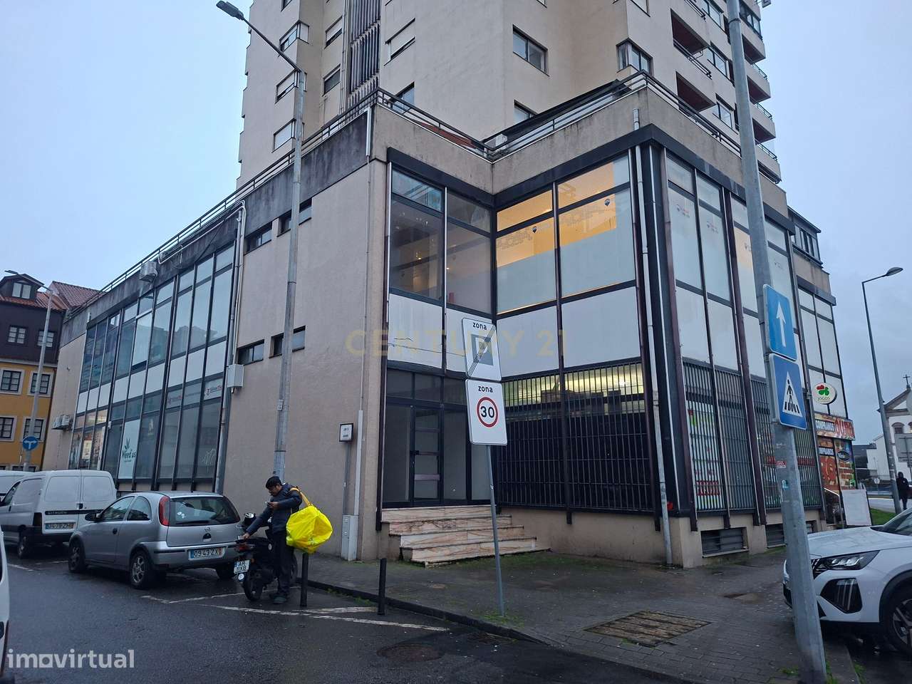 Espaço Comercial a venda - Maximinos, Braga - Grande imagem: 3/22