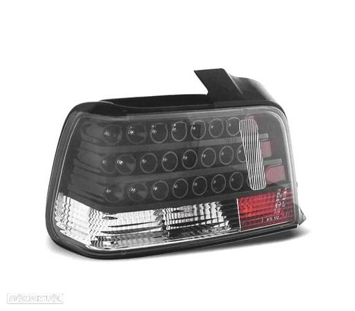 FAROLINS TRASEIROS LED PARA BMW E36 90-99 FUNDO PRETO - 2