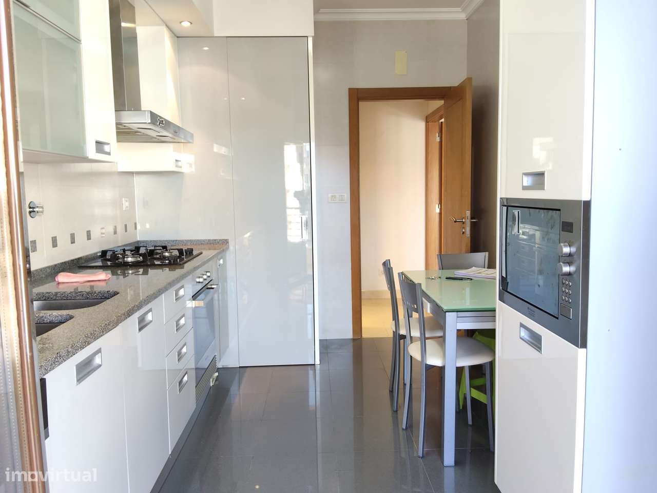 Apartamento T2 com 130m2 colinas do Cruzeiro - Grande imagem: 3/29