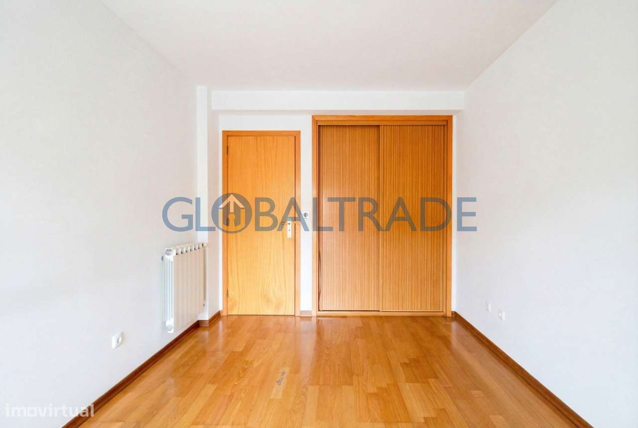 Apartamento T3 Renovado - Condomínio Fechado em Rio Tinto-21