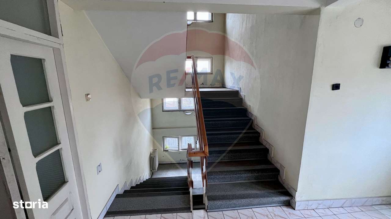 Casă solidă de vânzare în Tecuci | Poziție bună, preț imbatabil - Imagine principală: 5/6