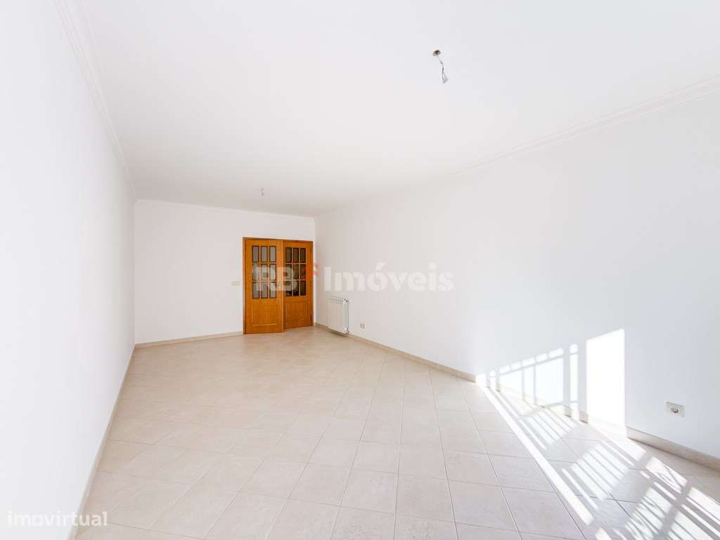 Apartamento T3 novo com garagem-6