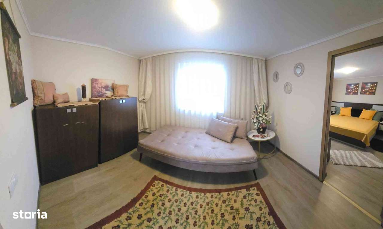 Casa de vanzare in sat Rogoz-5