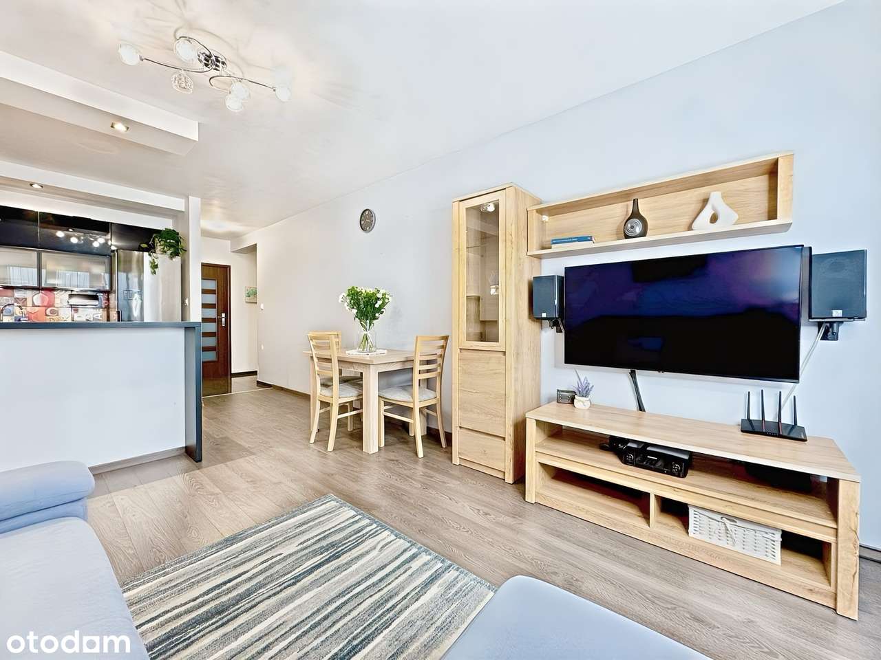 4M + BALKON|parking w garażu|SPOKOJNA OKOLICA|TYLKO U NAS! - Pełny obrazek: 1/15