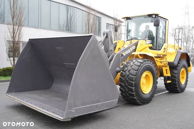 Volvo L120G / 2013 / masa 21,6t / łyżka 6m3 - 4