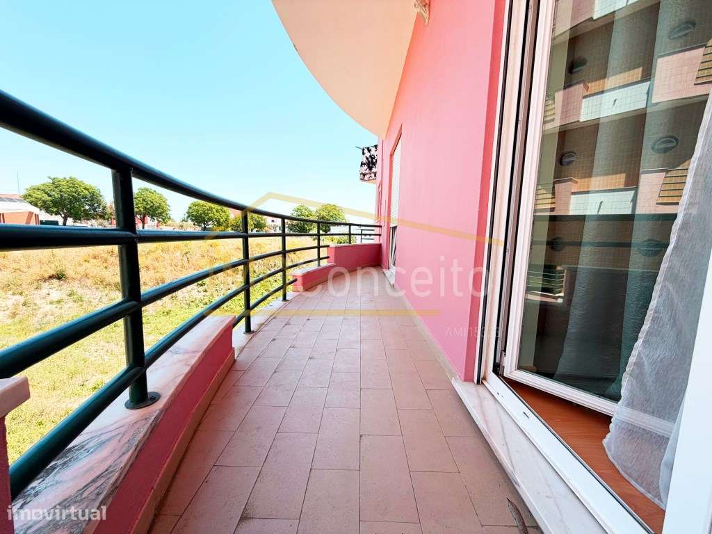 Apartamento T3/ sótão/garagem fechada em Torres Novas-24