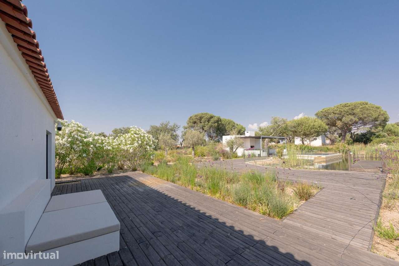 Moradia Isolada T5 com jardim, Sobreiras Altas, Grandola - Grande imagem: 2/49