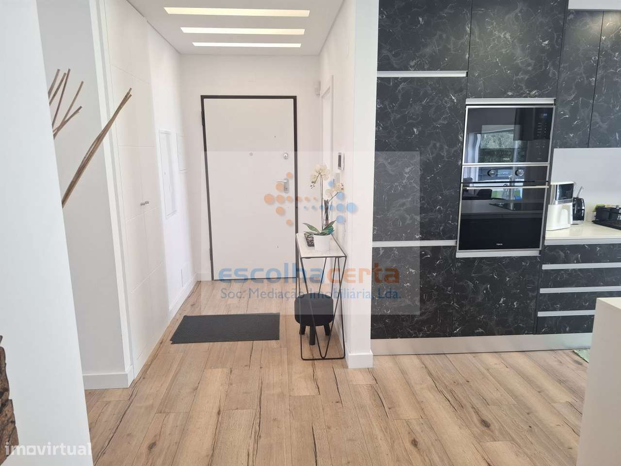 Oportunidade Excelente Moradia Térrea T4 Com Piscina de agua salgada-13