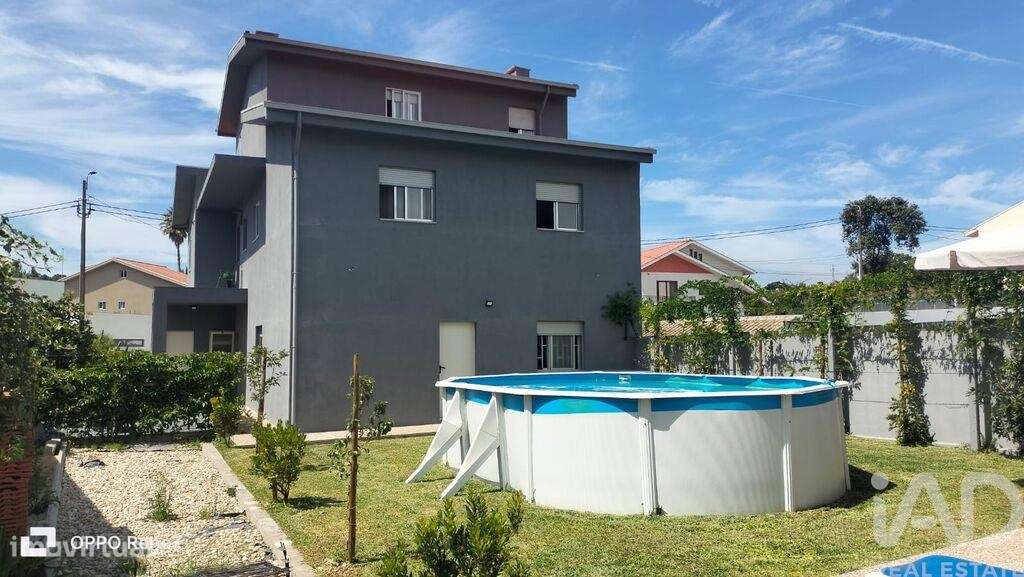Casa / Villa T4 em Vilar de andorinho de 310,00 m2 - Grande imagem: 4/27