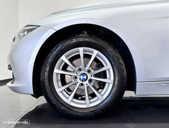 BMW 318 d Touring Advantage - 47