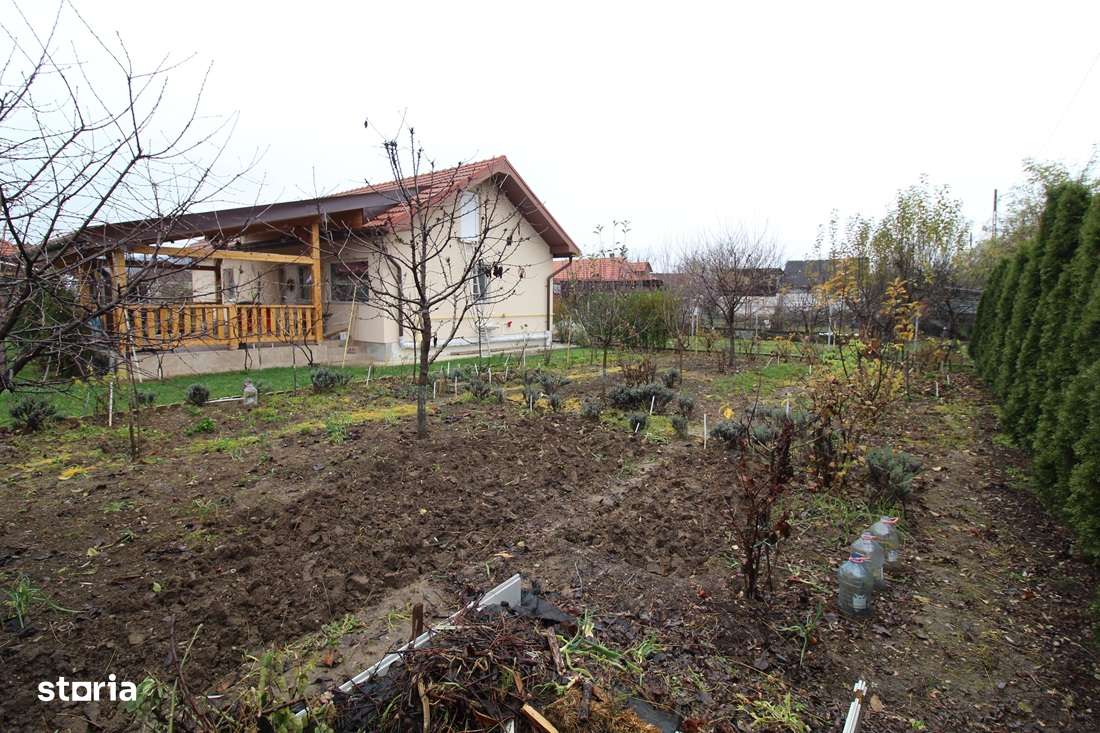 Vând gospodărie în Hunedoara, zona Peștișu Mare, teren 1.104mp...-4