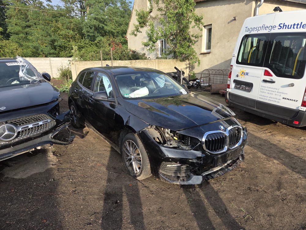 BMW 1 Series F40 (2019-) 120i Advantage sport 2021