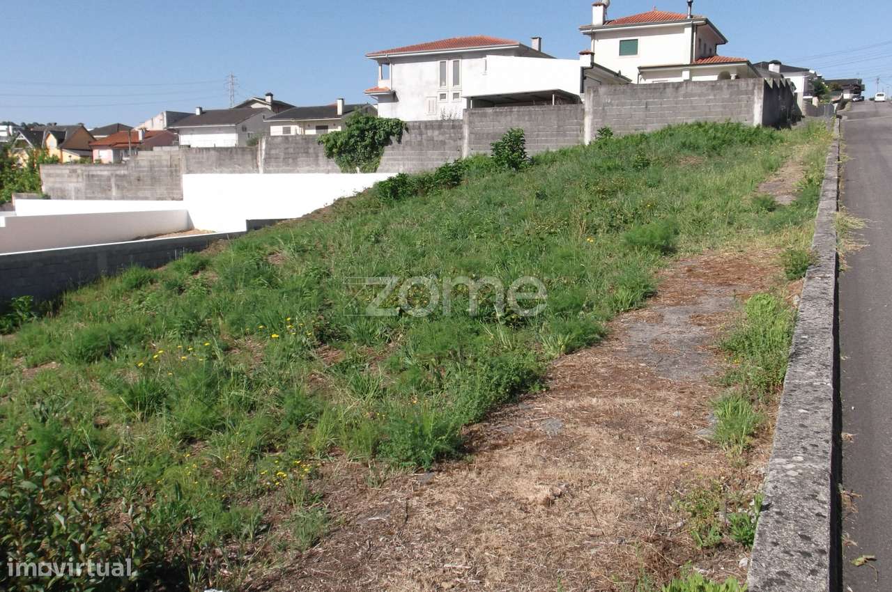Terreno urbano no centro de Gião (Santa Maria da Feira)-4