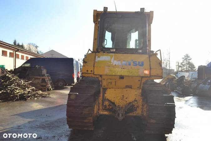 Komatsu D65EX-15E0 - 7