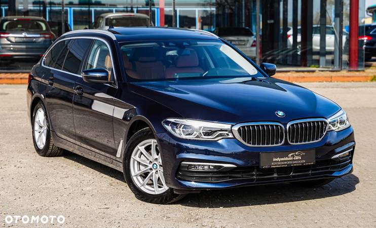 BMW Seria 5 520d Touring Luxury Line - 4