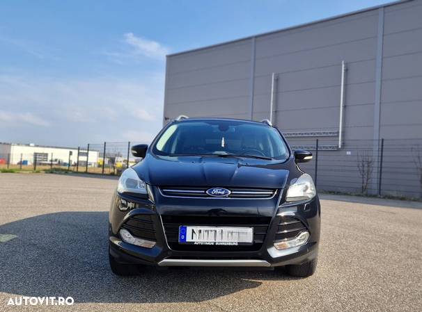 Ford Kuga 2.0 TDCi 4x4 Aut. Titanium - 4