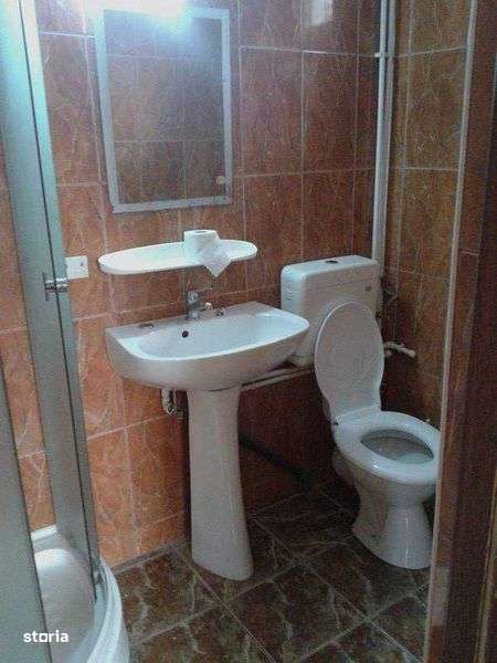 Ofer spre inchiriere camere pe  termen lung | 2 MAI - Imagine principală: 4/5