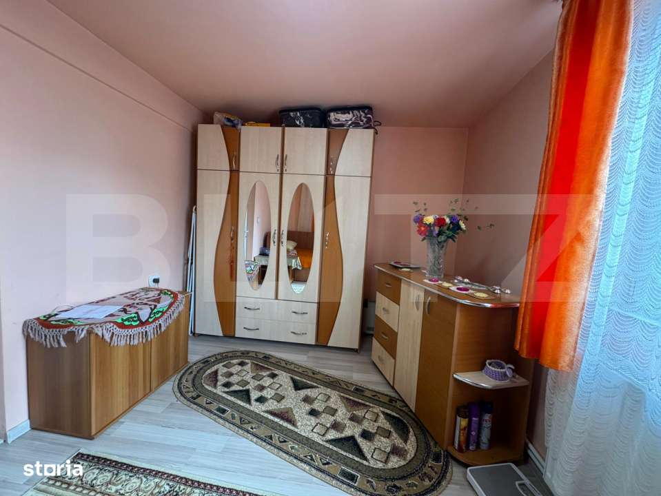 Casa cu 3 camere, 70 mp, in Ghelari - Imagine principală: 1/16