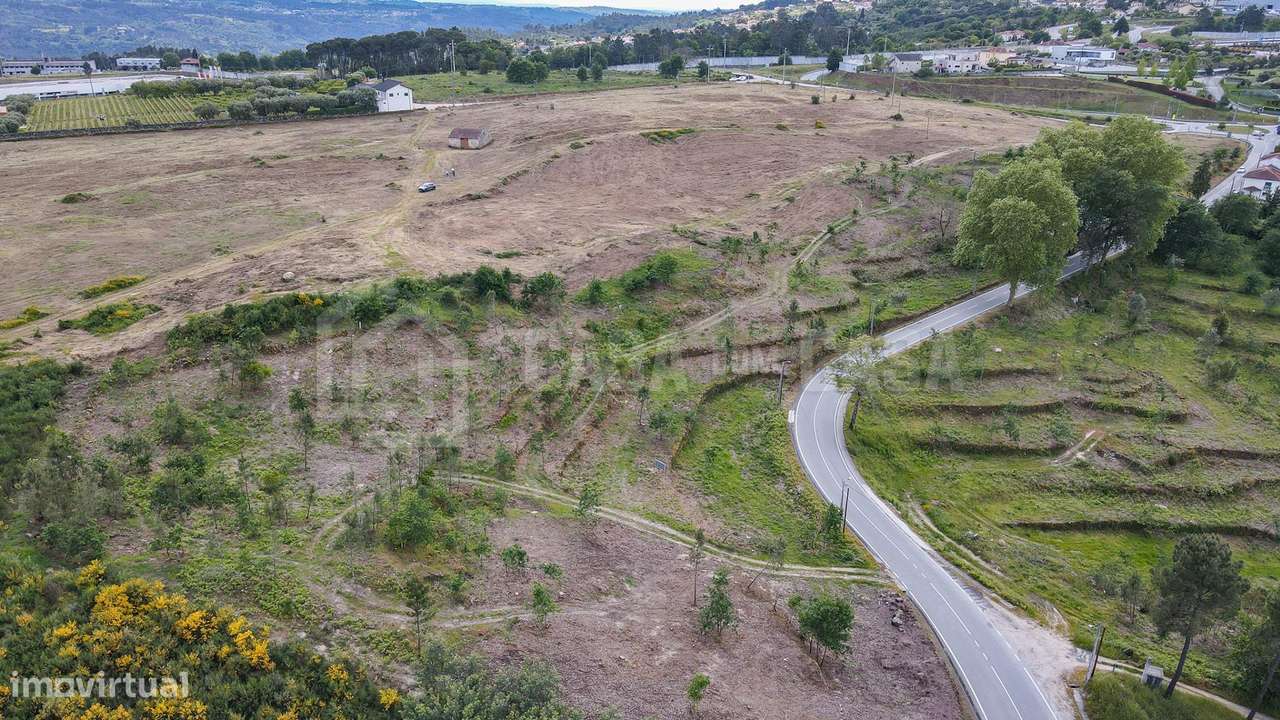 Terreno Industrial em Fragosela - Grande imagem: 5/12