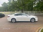 Lexus ES 300h Business Line - 8