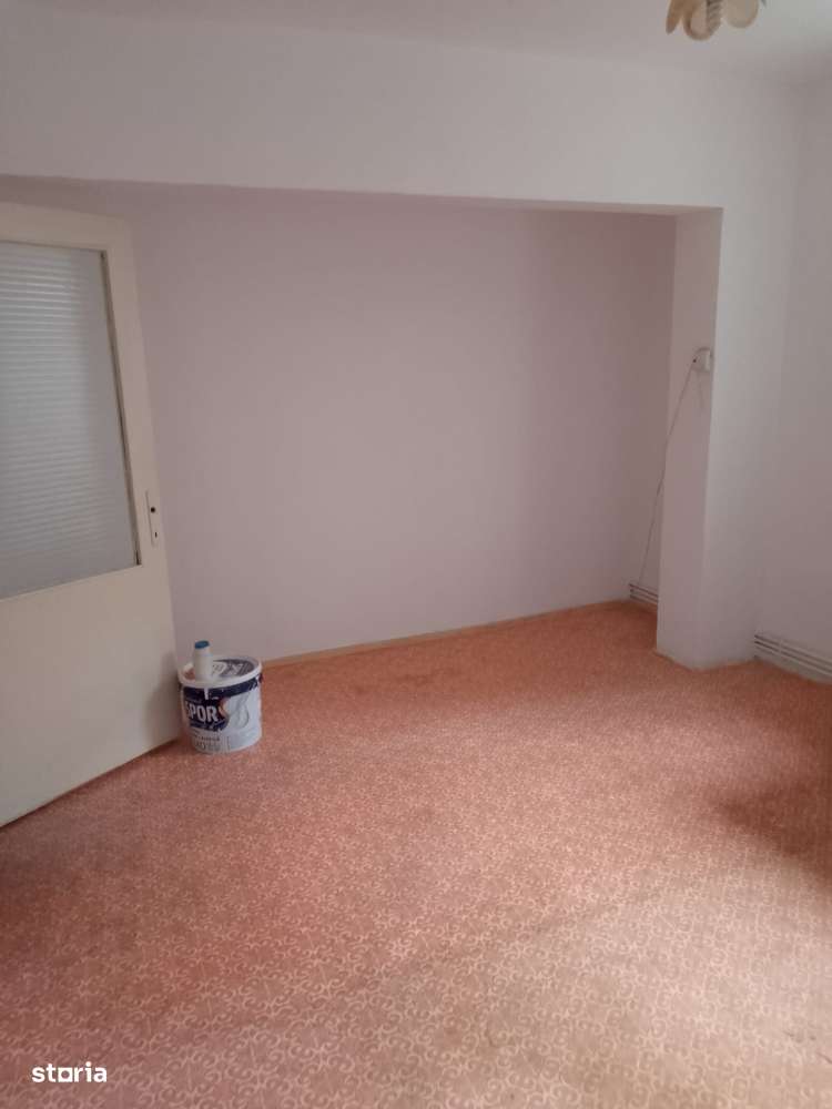 De Vanzare Aprtament cu 1 camera zona Progresu - Imagine principală: 5/10