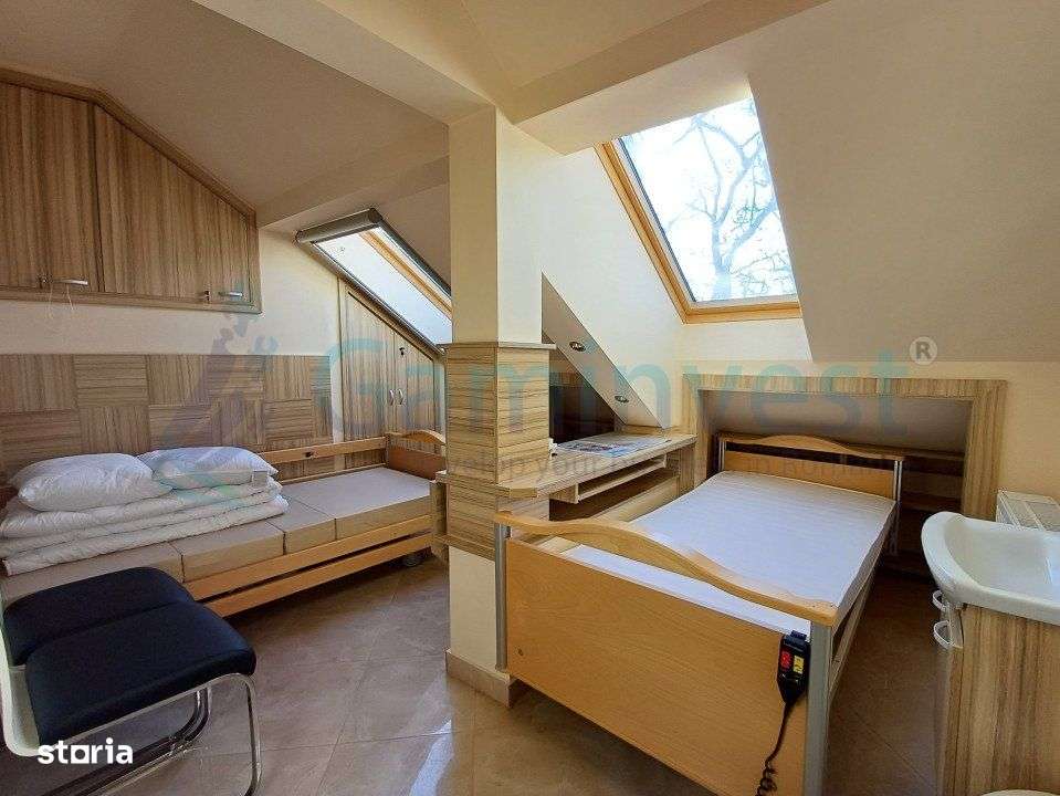 Centru medical pentru clinica, ambulatoriu de vanzare, Oradea V3384 - Imagine principală: 3/12