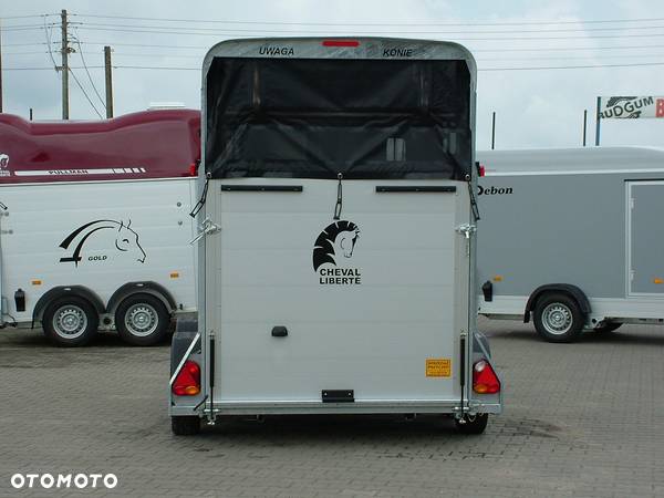 Debon Przyczepa Gold Touring do przewozu koni Aluminiowa Cheval Liberte Debon - 15