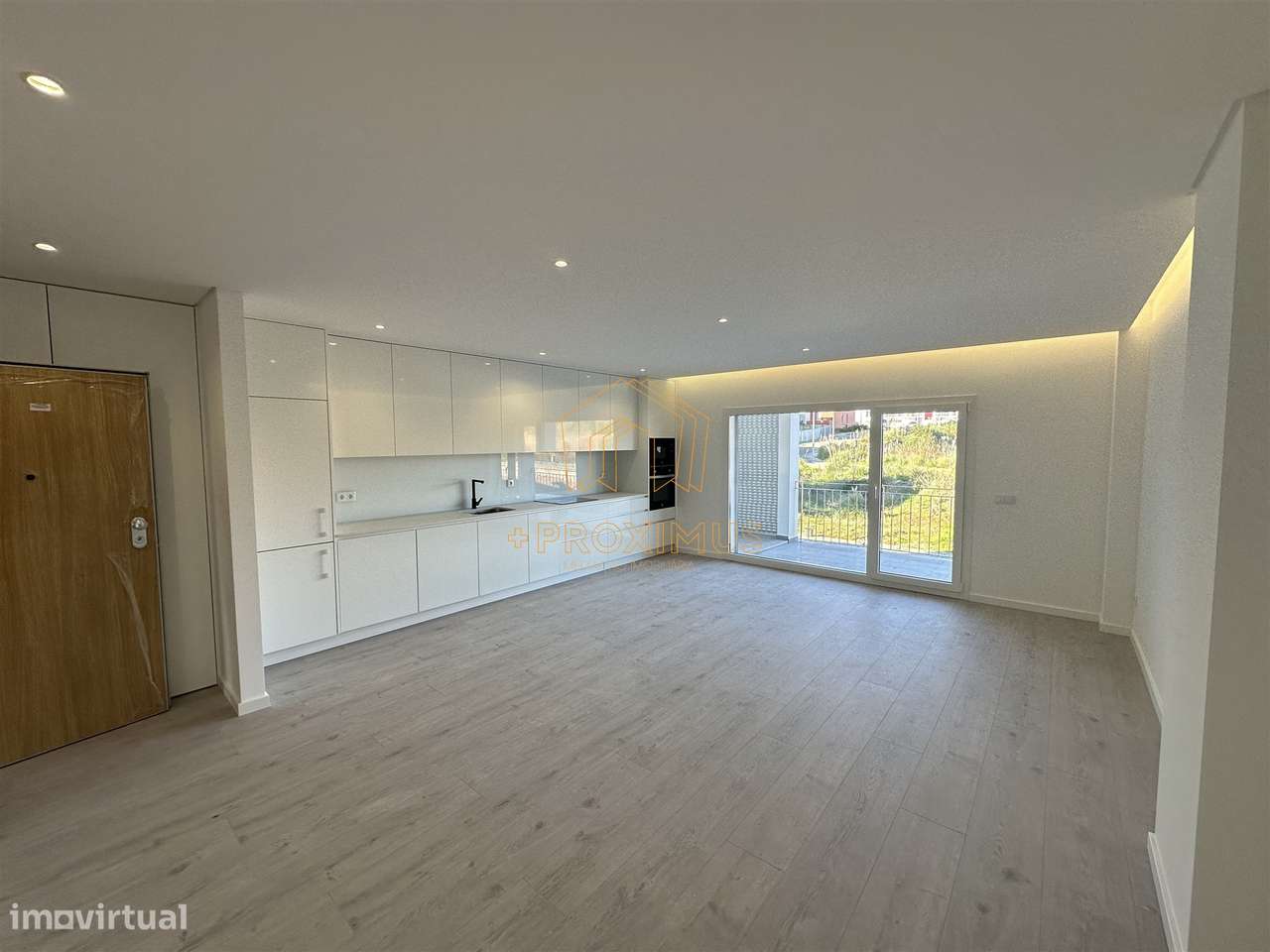 Apartamento T2 c/ garagem - Figueira da Foz - Grande imagem: 4/14