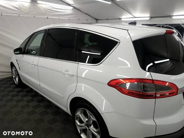 Ford S-Max - 29