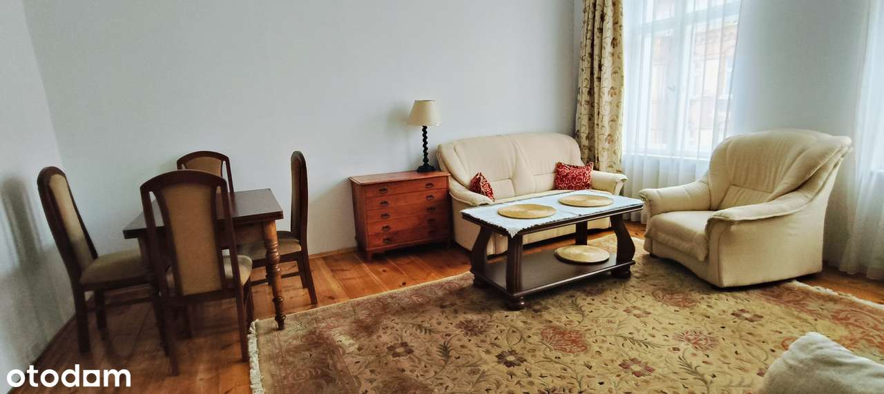 Śródmieście | 60 m² | 2 pokoje | Kamienica – mieszkanie na wynajem