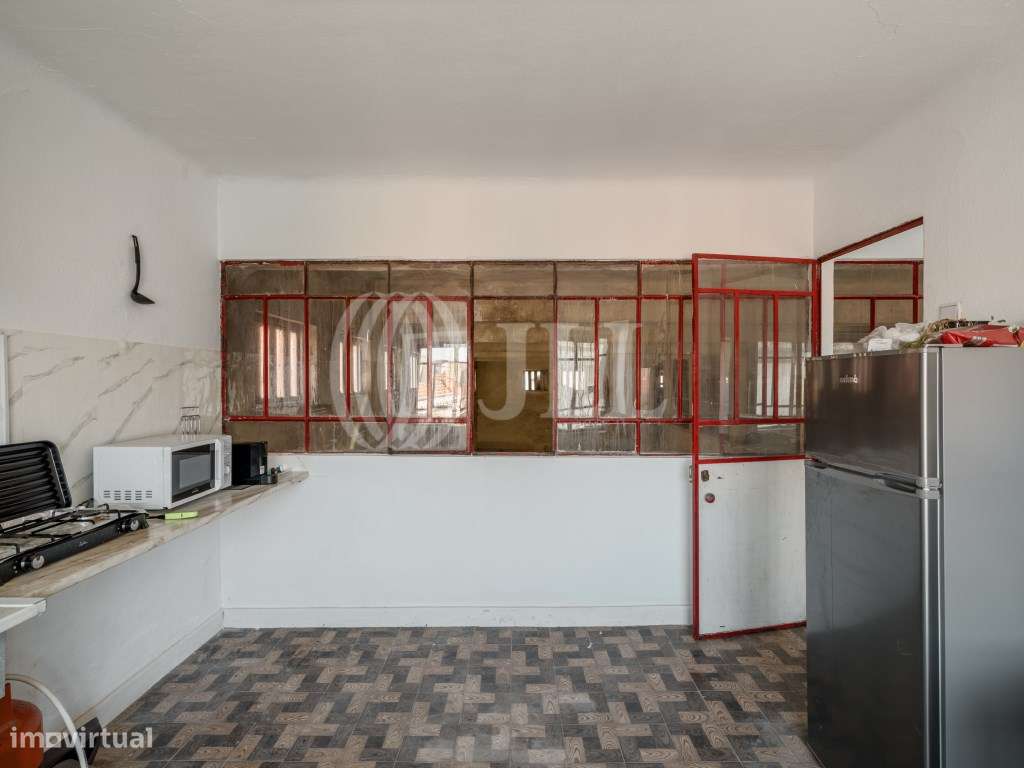 Armazém no Centro Histórico de Palmela, em Setúbal - Grande imagem: 4/20