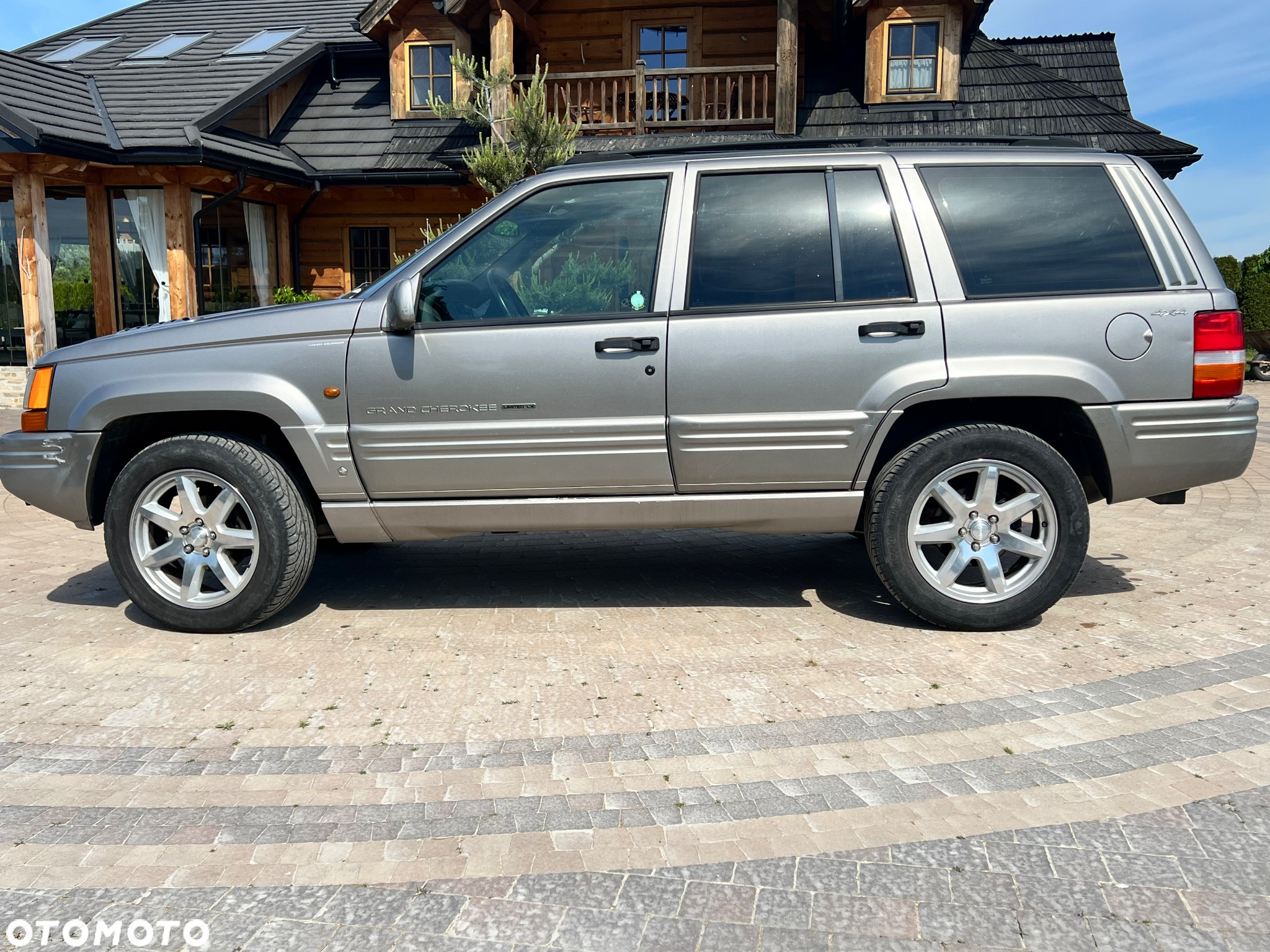 Jeep Grand Cherokee Gr 5.9 Limited - 5