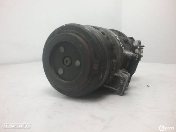 Compressor de ar condicionado Usado BMW 3 (E46) 320 d | 09.01 - 02.05 REF. 64.52... - 2