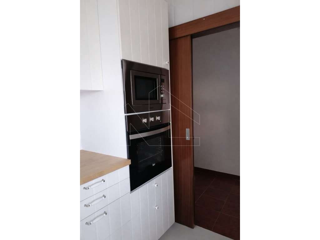 OPORTUNIDADE!! Apartamento T2 Remodelado em Esgueira. - Grande imagem: 3/19