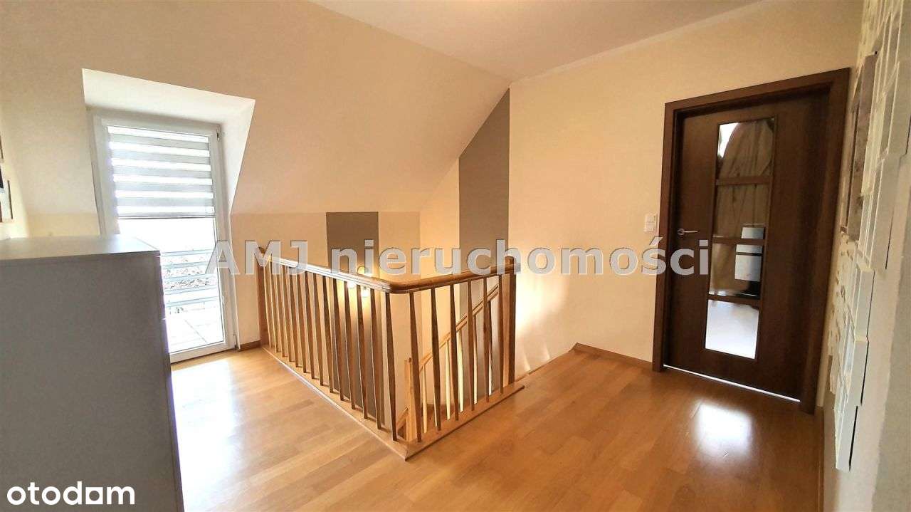 Funkcjonalny, wolnostojący dom w Milejowicach-17