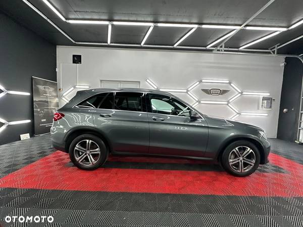 Mercedes-Benz GLC 250 4-Matic - 1