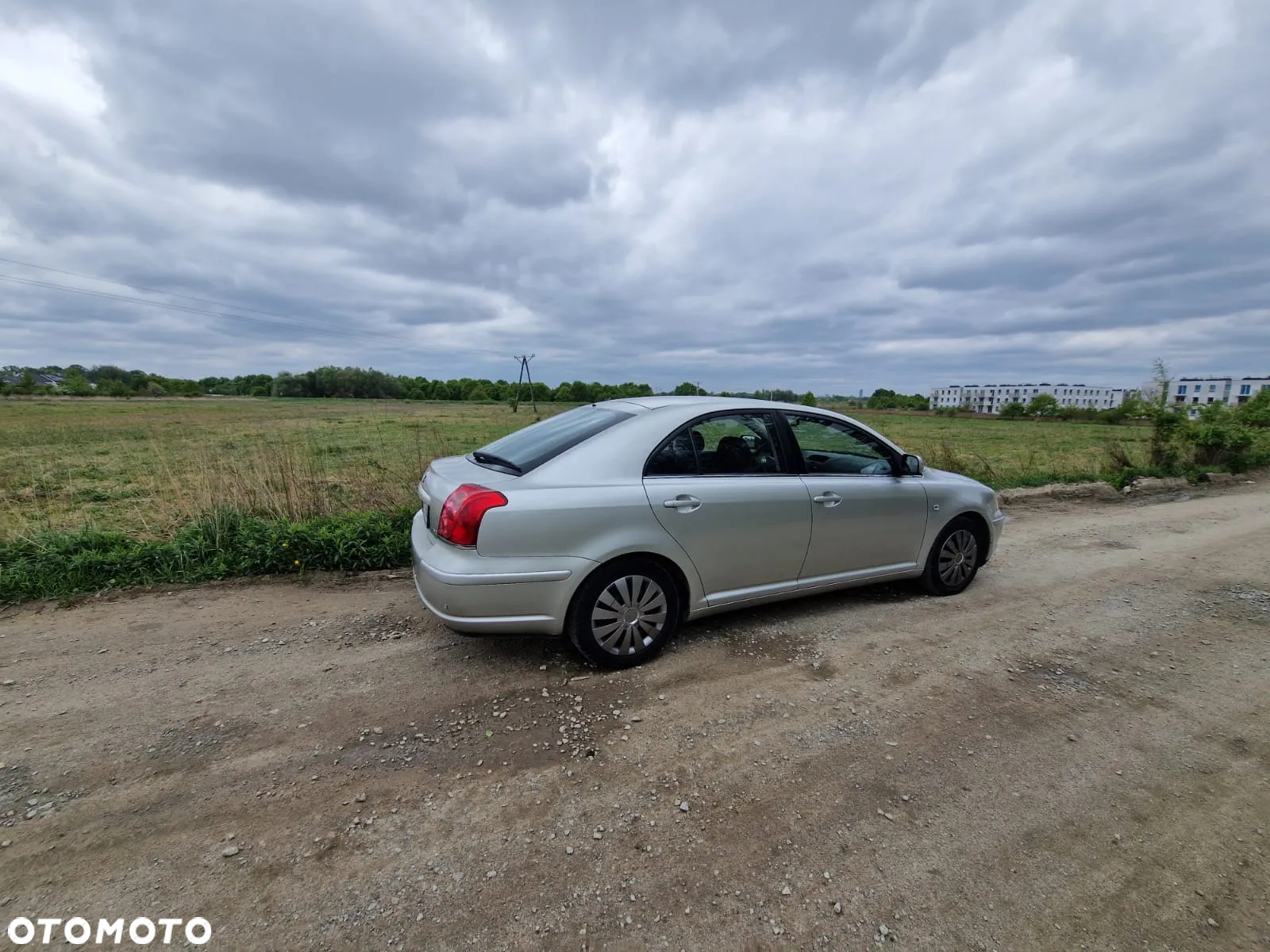 Toyota Avensis 1.8 VVT-i Sol - 4