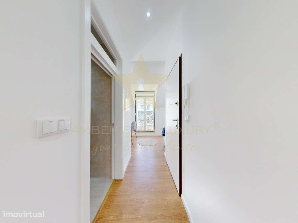 Excelente Apartamento T2 totalmente recuperado, mobilado e decorado... - Grande imagem: 2/24