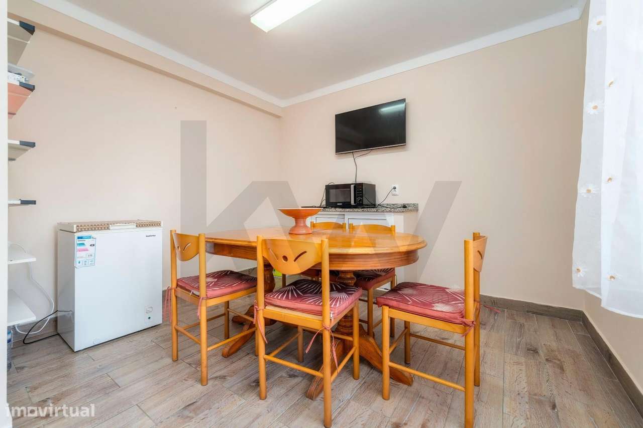 Apartamento T3 transformado em T2 em Olhão por 248.000 euros-5