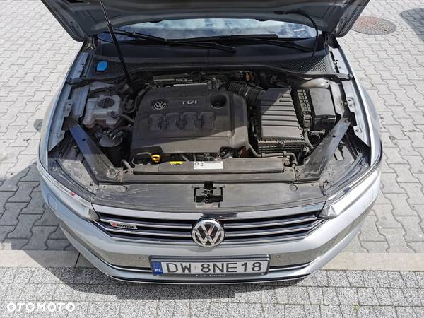 Volkswagen Passat 2.0 TDI Bi-Turbo BMT 4Mot Highline DSG - 8