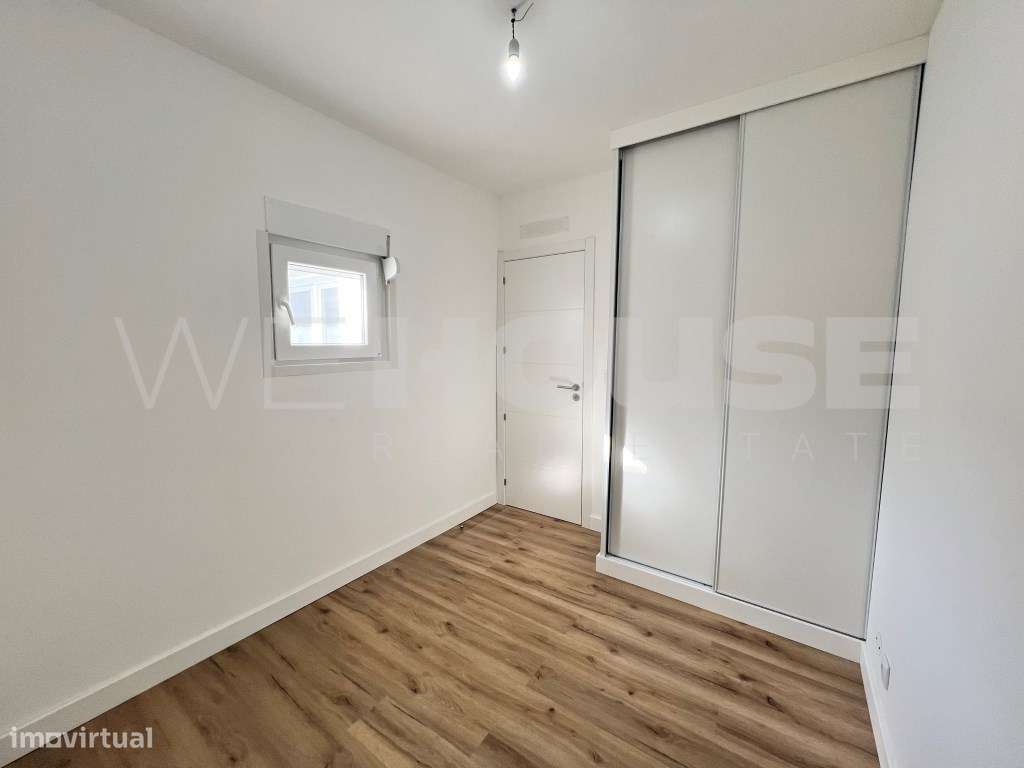 Moradia T2 Moderna com Logradouro em Santo António da Charneca - Ba...-10