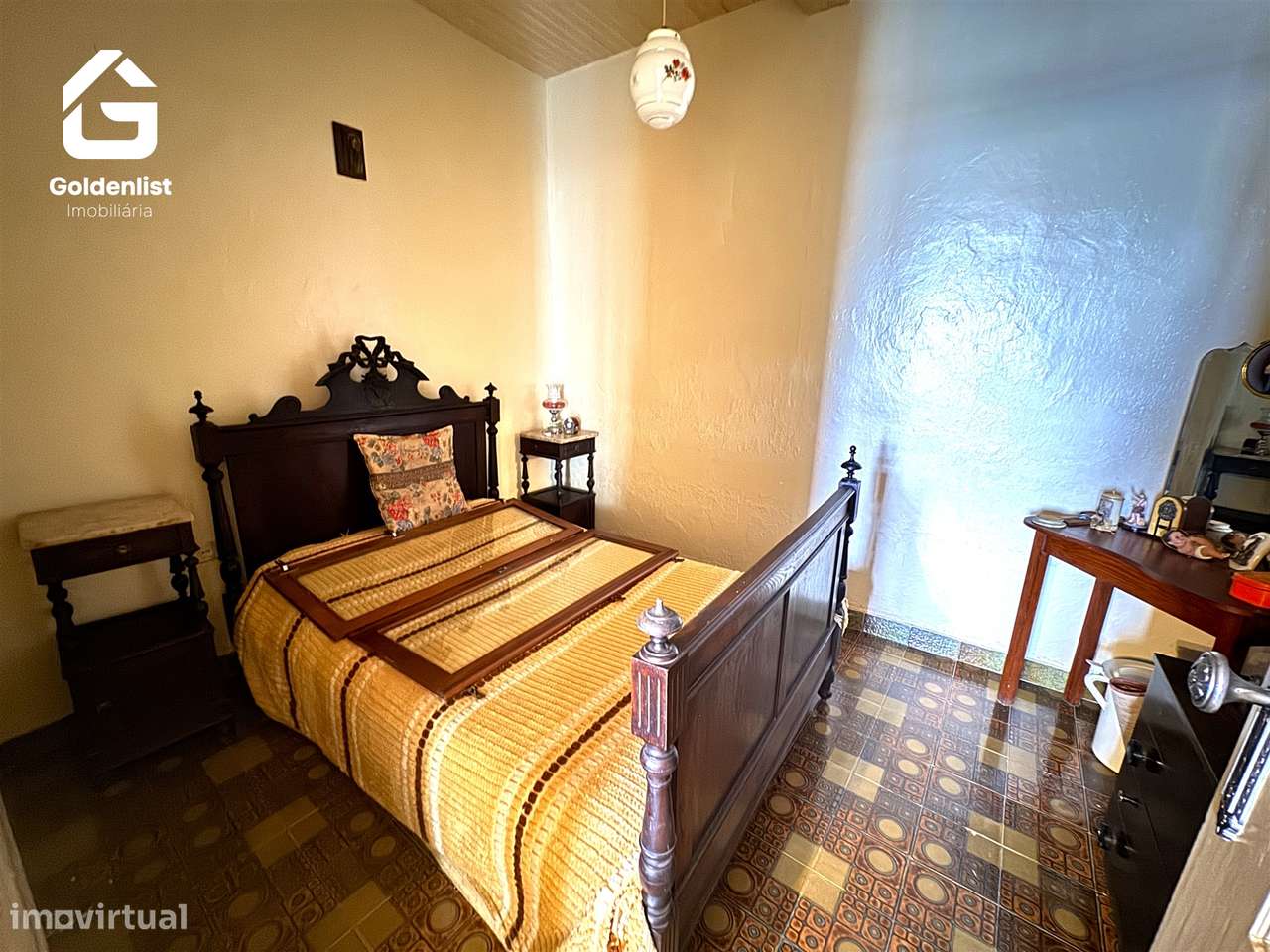 Moradia T4 Venda em Espírito Santo, Nossa Senhora da Graça e São Simão-9