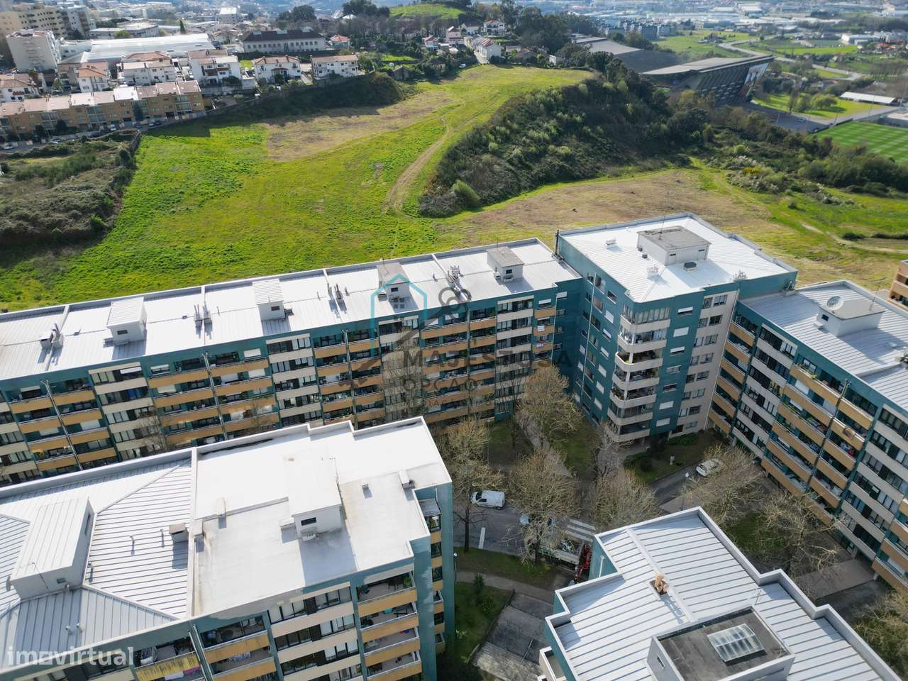 Apartamento T3 com Excelente Localização — São Vicente, Braga-36