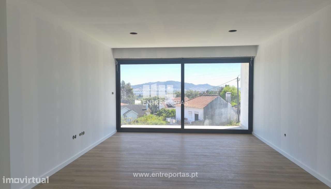 Venda de Apartamento T2 NOVO, Meadela, Viana do Castelo - Grande imagem: 5/31