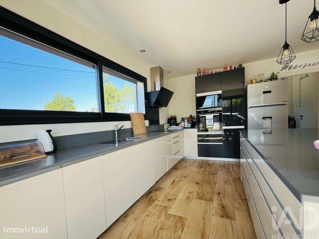 Moradia térrea T4 em Antas de 213,5 m2 - Grande imagem: 5/34