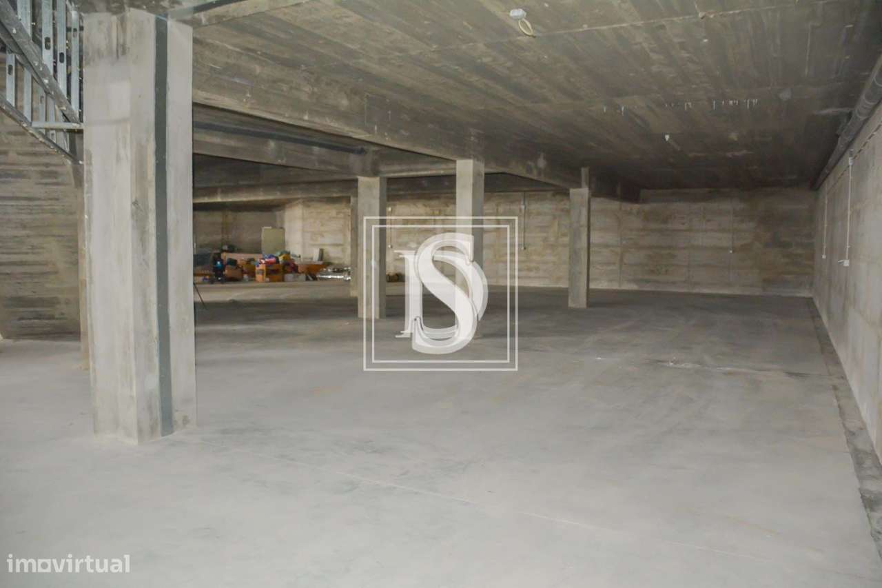 Armazém  em UDF de Tomar (São João Baptista) e Santa Maria dos Olivais - Grande imagem: 4/7