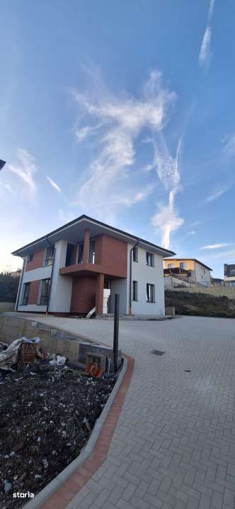 Case individuale moderne C1 & C2 – Dezmir, comuna Apahida - Imagine principală: 3/9