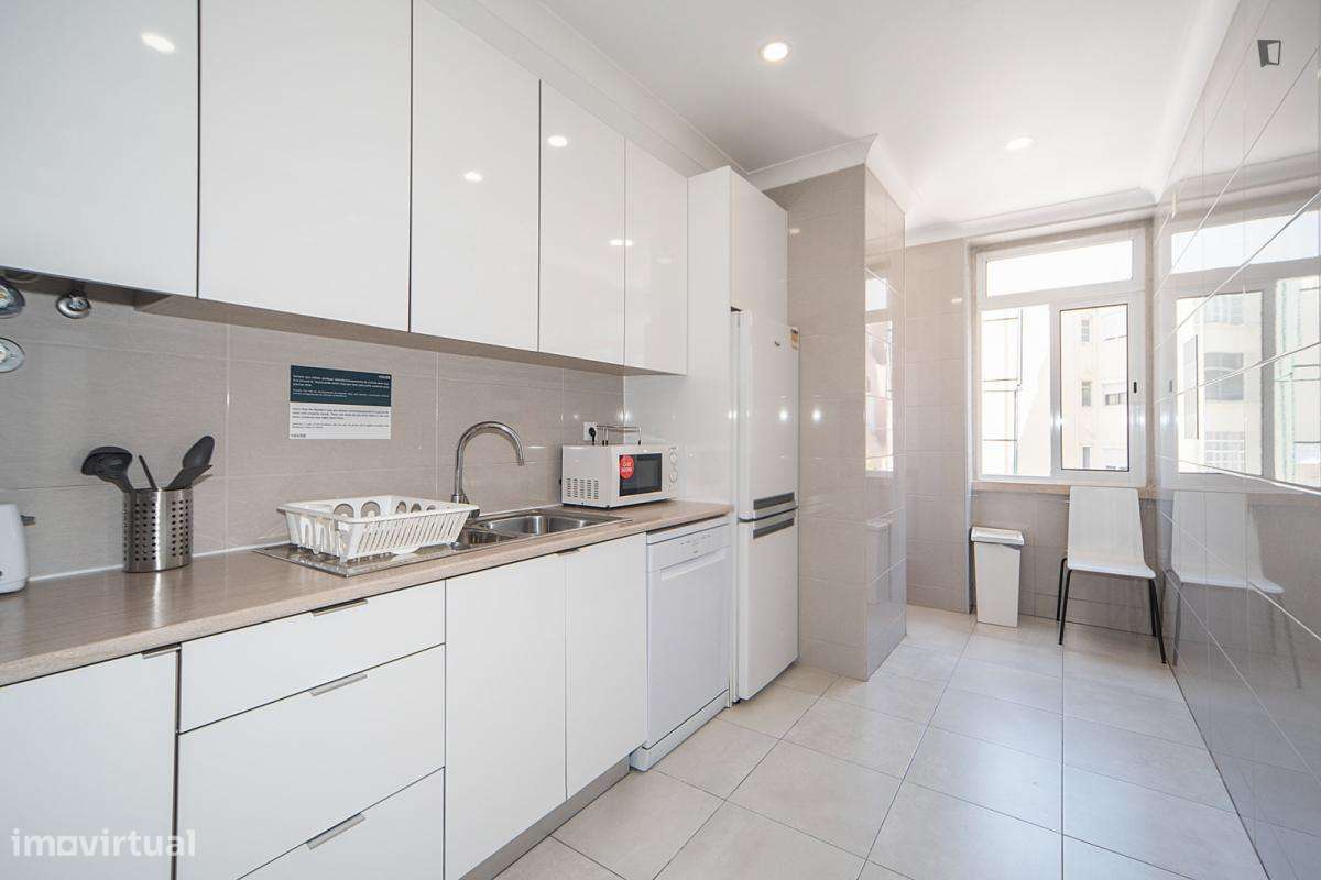 Quarto - localizado em Sete Rios Lisbon - Grande imagem: 5/10