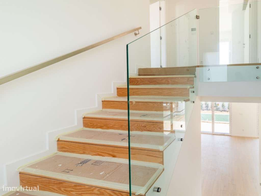 Moradia , 4 Quartos com Piscina, Manique-Estoril - Grande imagem: 4/31